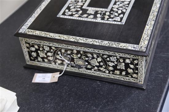 An 18th century Indo Portuguese ebony and ivory casket, width 1ft 7.5in. depth 1ft 1.5in. height 4.5in.